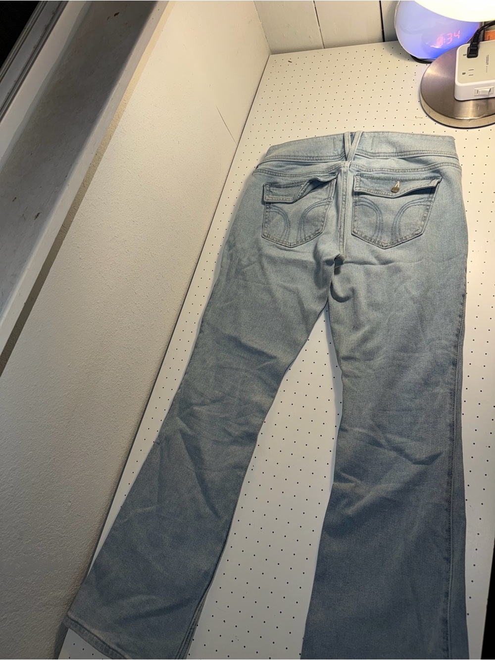Hollister Low-Rise Bootcut Jeans Light Wash 6R W28 Y2K - Picture 2 of 5